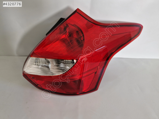 FORD FOCUS HB SAĞ ARKA STOP LAMBASI SIFIR 2011-2015
