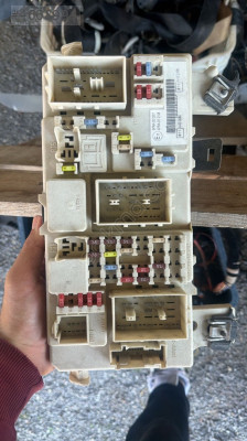 Focus 2 2,5 sigorta kutusu