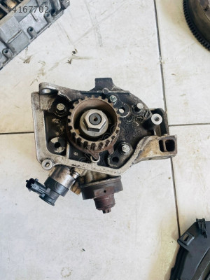 FORD COURİER 1.6 DİZELMAZOT POMPASI