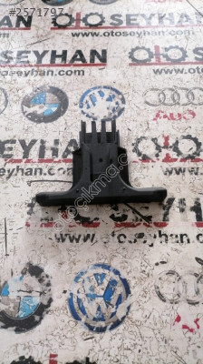 2G0864794 polo 2018 orta konsol bağlantı braketi