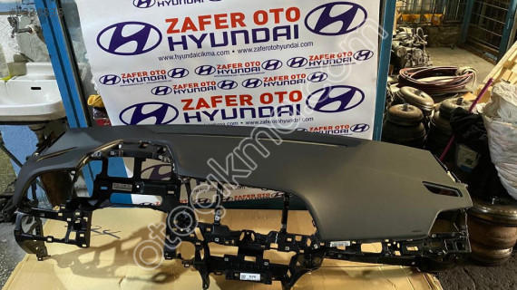Hyundai Tucson torpido göğüs