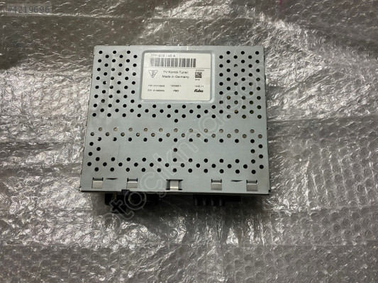 PORSCHE PANAMERA CAYENNE TV PANELİ 7PP919148A