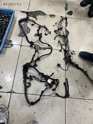 PEUGEOT  206   1.4  16  VALF  MOTOR  TESİSATI