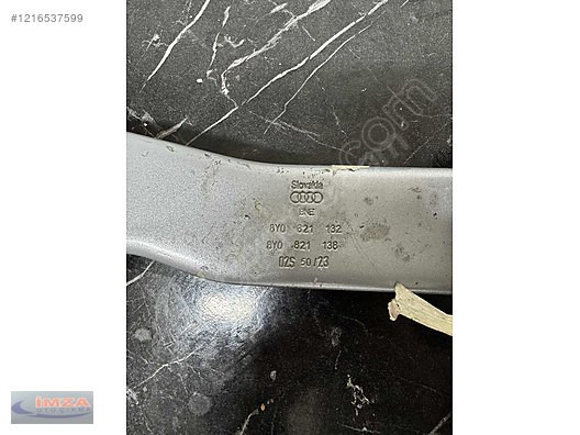 8Y0821132 AUDİ A3 SAĞ ÇAMURLUK BAĞLANTI SACI
