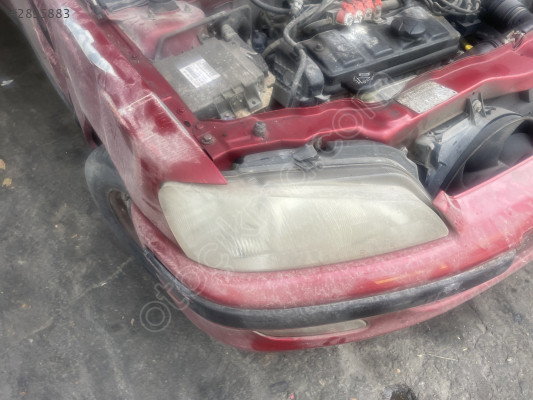 Peugeot 106 sağ ön far lambası