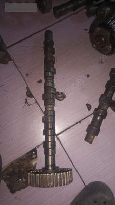 Honda Civic 1.4 1.5 eksantrik mili dişli