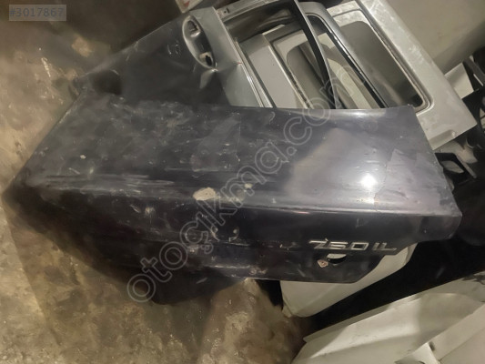 BMW 750 BAGAJ KAPUT SÖKME TEMİZ
