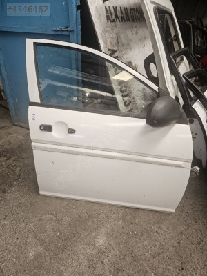 HYUNDAİ ACCENT ERA 1.5 BEYAZ CRDİ SAĞ ÖN KAPI -ALKAN OTOMOTİV-