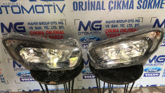 FORD COURİER SAĞ-SOL FAR ORJİNAL ÇIKMA 2014-15