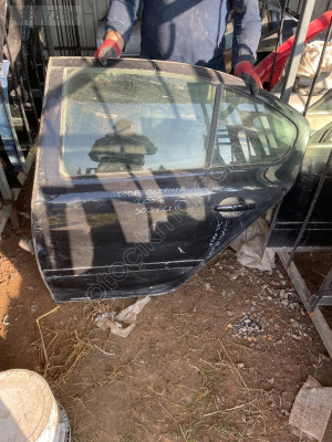 SKODA OCTAVİA SOL ARKA KAPI 2006 2009