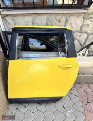DACİA LODGY SOL ARKA KAPI EYUPCAN OTO'DA
