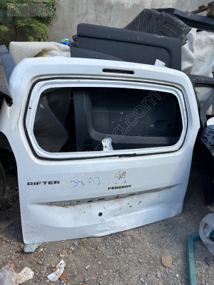 Peugeot rifter arka bagaj kapağı orijinal