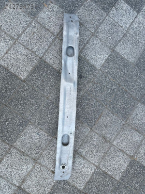 AUDİ A4 TAMPON DEMİRİ