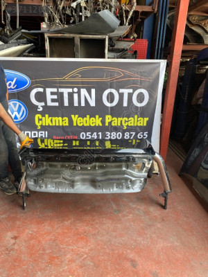 Renault Megane 4 Arka Bagaj Kapağı - Oto Çıkma Parçaları