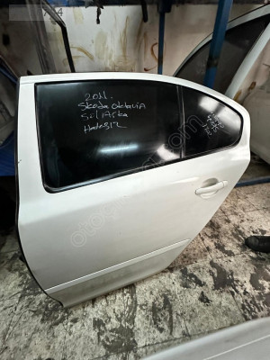 Skoda Octavia sol arka kapı 2008-2011