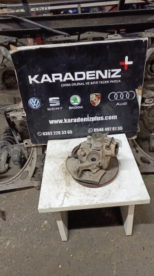 GOLF 4 BORA ÇIKMA TAŞIYICI ÖN SAĞ - 1J0407256N