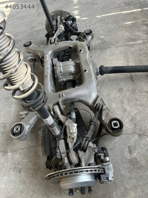 BMW G60 ARKA AKS MİLİ SAĞ 33205A2AF26