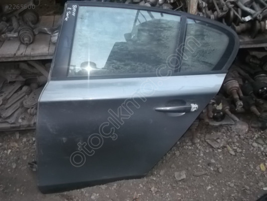 BMW 1 SERİSİ 1,16 ÇIKMA SOL ARKA KAPI