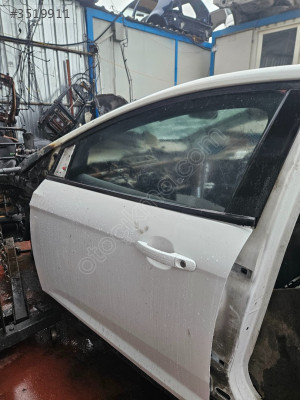 Focus 3.5 sol ön kapı
