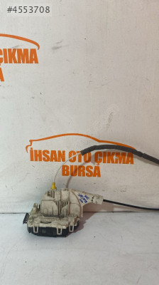 Mercedes sprinter sağ ön kapı kilidi