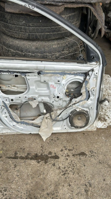 Hyundai accent era sol ön cam Kirkosu