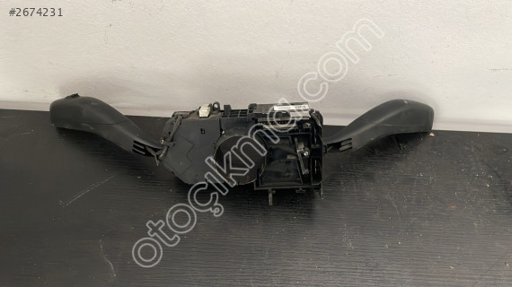 2000-2010 SKODA FABİA ORJ ÇIKMA SİNYAL KOLU