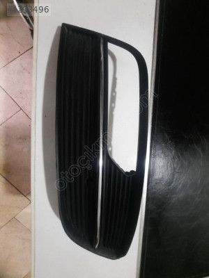 AUDİ A3 SİS KAPAĞI