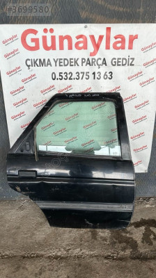 FORD ESCORT SAĞ ARKA KAPI