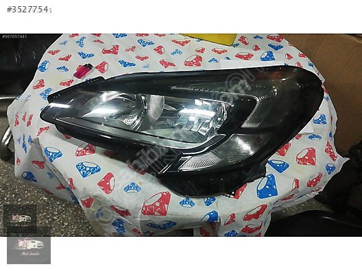Opel Corsa 2014 model ledli sol far orjinal çıkma