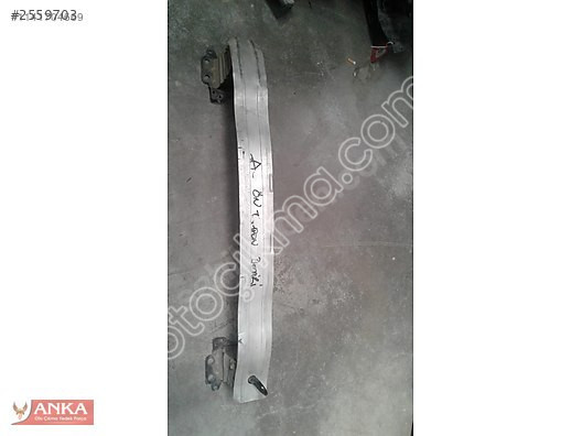 AUDİ A3 ORJİNAL ÇIKMA TAMPON DEMİRİ