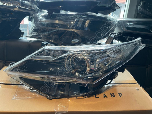 SİNCAR OTO'DAN TOYOTA AURİS 2013 2014 2015 SOL ÖN FAR SIFIR DEPO