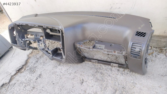 HYUNDAİ H100 ORUMCEK KASA TORPİDO ÇEVİK OTO ÇIKMA