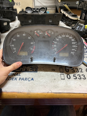 ÇIKMA VW GOLF 4 BORA 1J0919 861D 1J0919861D KİLOMETRE SAATİ