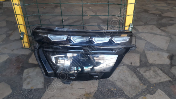 SKODA SAĞ KAMİQ FAR