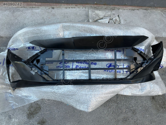 Hyundai i20 Ön Tampon 2023-2025 86511Q0GA0