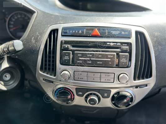 2012-2014 Hyundai İ20 Teyp
