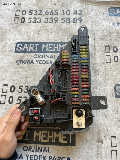 ÇIKMA BMW E60 9 138 830-01 913883001 SİGORTA KUTUSU
