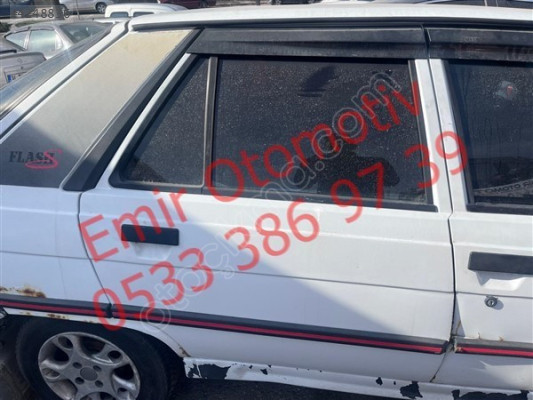 Renault R9 sag arka kapı