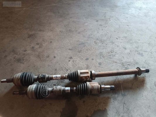 Renault Clio 5 otomatik AKS sağ sol ön 391010516R /391007345R