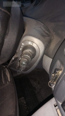 Renault Scenic 2 sinyal silecek kolu