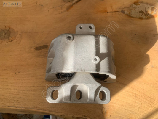 VOLKSWAGEN GOLF MOTOR TAKOZU SAĞ 1JO199262BK