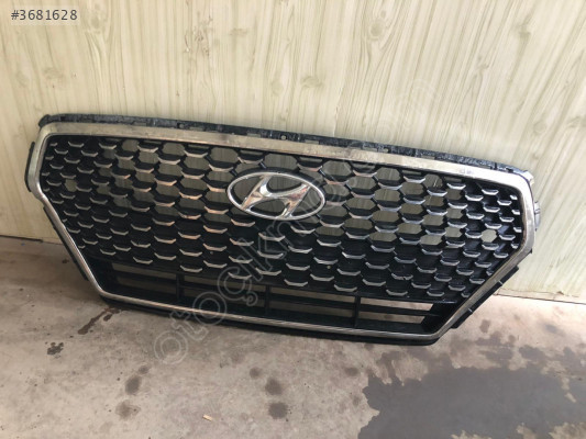 Hyundai İ30 İçin Çıkma Ön Panjur - Oto Parçaları