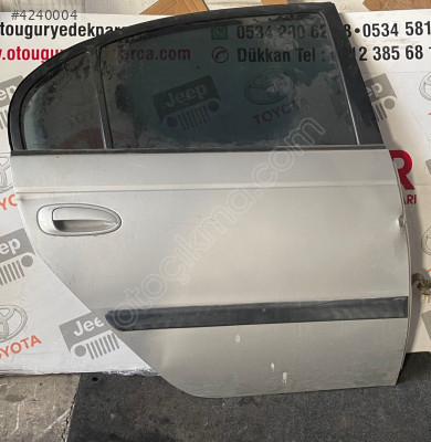 1998-2003 MODEL TOYOTA AVENSİS ÇIKMA KAPI