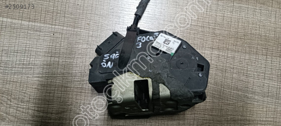 Ford focus 3 çıkma orjinal sağ ön kapı kilidi
