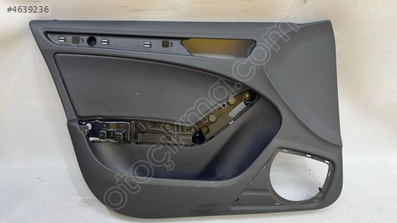 AUDİ A4 B8 ORJİNAL SOL ÖN KAPI DÖŞEMESİ