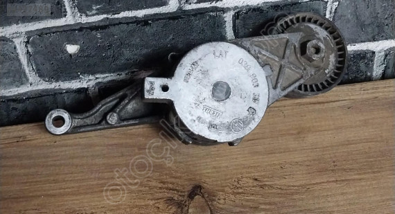 03G903315C orj vw caddy passat golf5 şarj gergi kütüğü