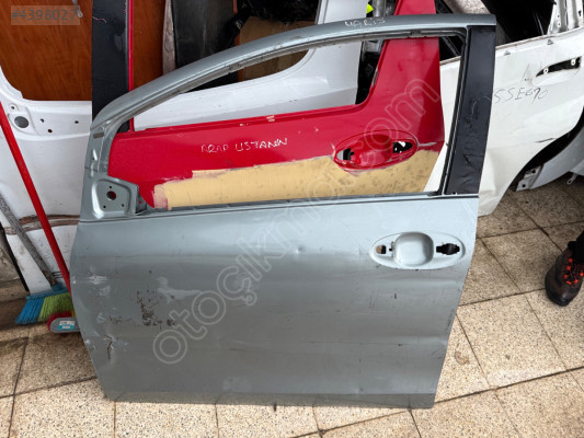 TOYOTA YARİS ÇIKMA ORJİNAL SOL ÖN KAPI BD1