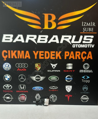 VOLKSWAGEN BEETLE RADYATÖR SOL BAĞLANTI SACI 5C5805931A