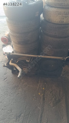 Renault Master 2 Radyatör fan orj çıkma