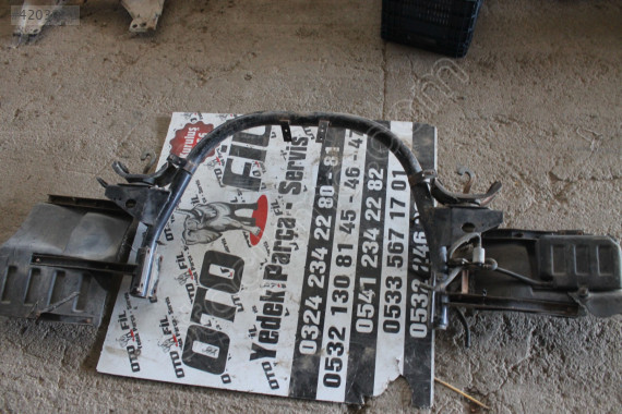 HYUNDAİ HD77 ŞASE TRAVERSİ